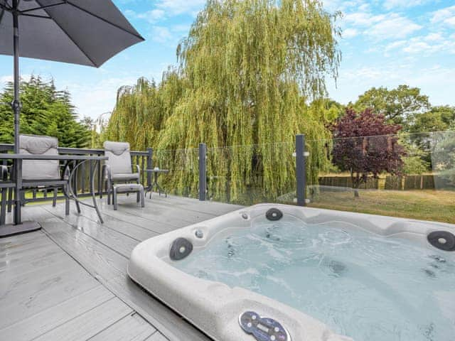 Hot tub | Orchard View Lodge, Edlington Moor