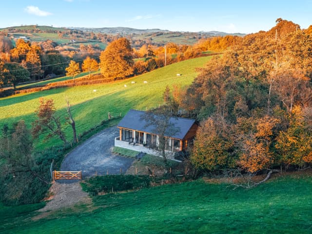 Setting | The Hideaway - Unique Welsh Stays, Aberhafesp, near Newtown