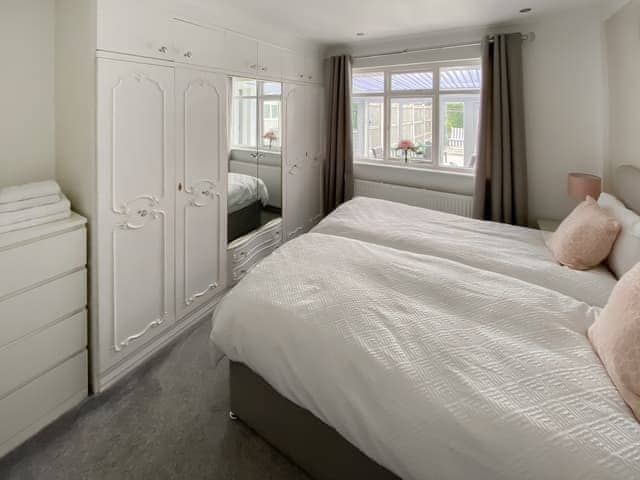 Twin bedroom | Coleridge Lodge, Thornton-Cleveleys