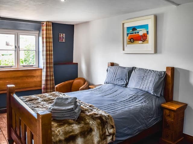 Double bedroom | Juniper Cottage, Hook Norton, near Chipping Norton