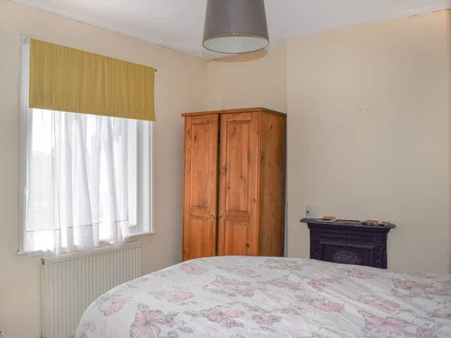 Double bedroom | Nursery Road Cottage, Paddock Wood, near Tunbridge Wells