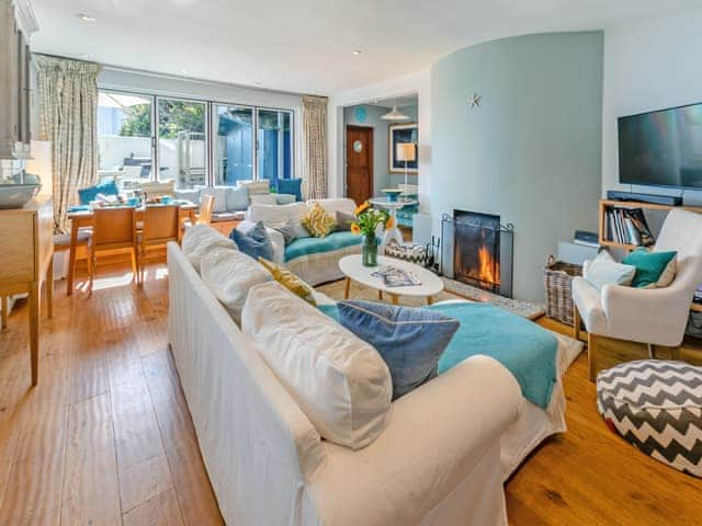 Living area | Dolphins Reach, St. Mawes