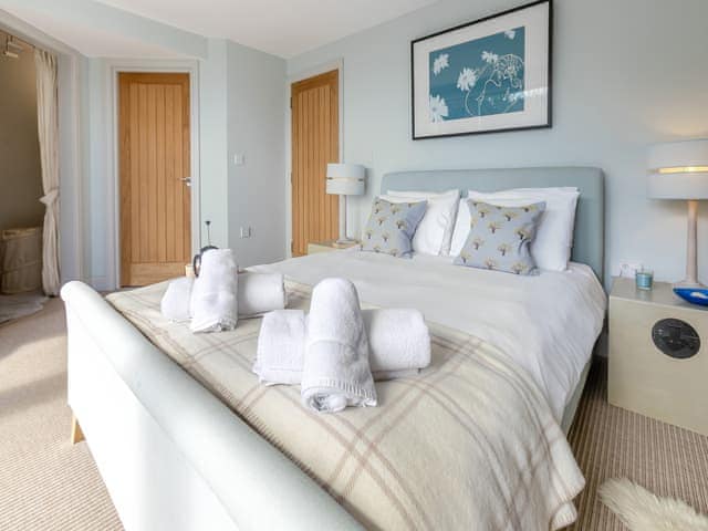 Double bedroom | Dolphins Reach, St. Mawes