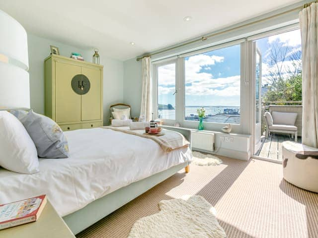 Double bedroom | Dolphins Reach, St. Mawes