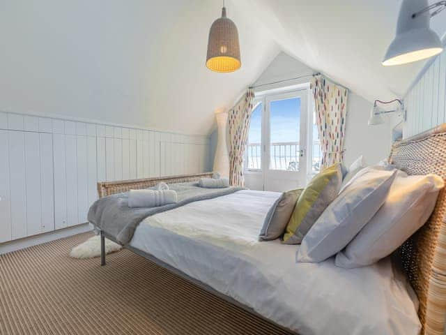 Double bedroom | Dolphins Reach, St. Mawes