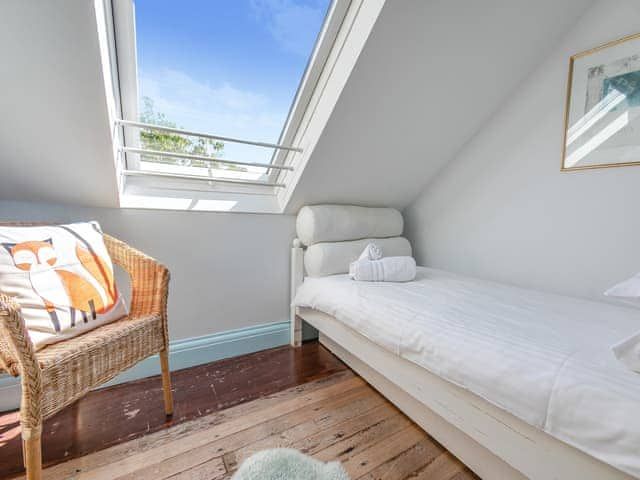 Single bedroom | Dolphins Reach, St. Mawes