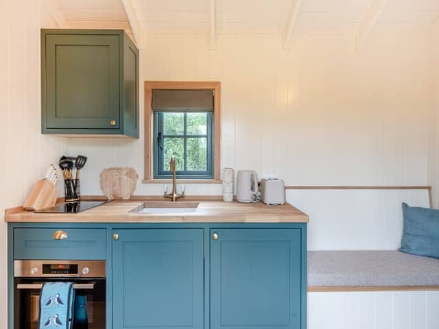 Kitchen | Shepherd&rsquo;s Retreat, Ongar