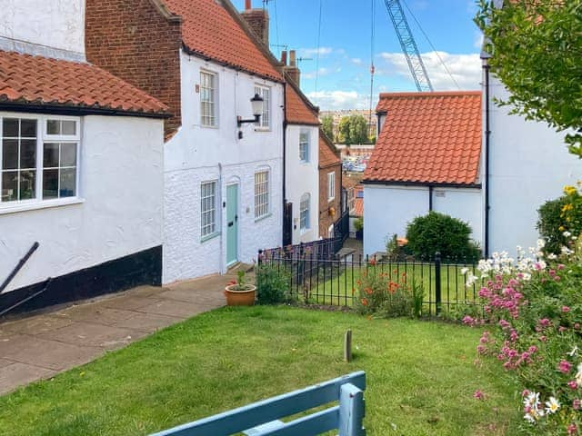 Exterior | Seagull Cottage, Whitby