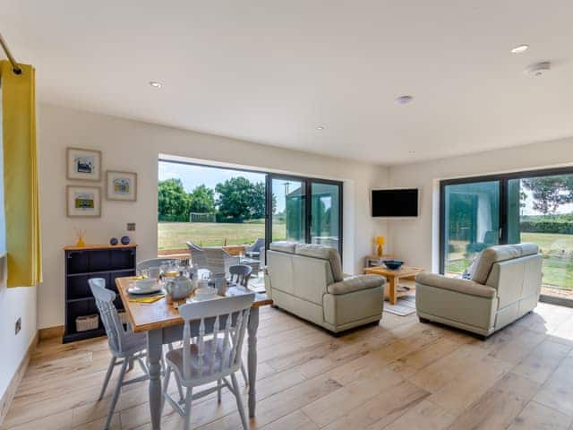 Open plan living space | Cathill Cottage, Creech St Michael