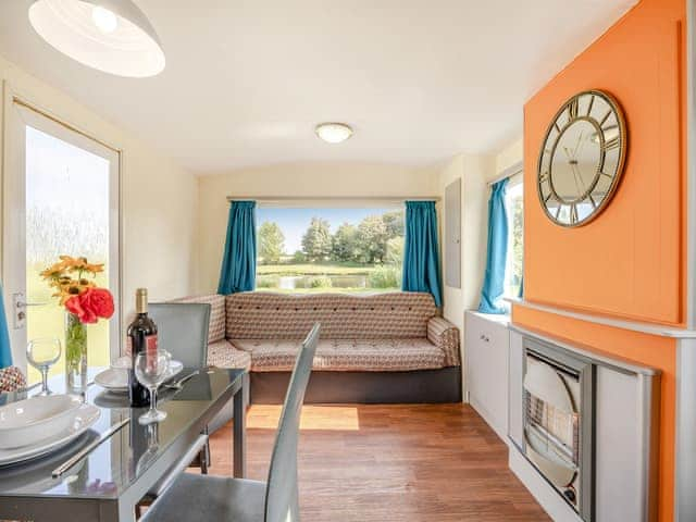 Living area | Kingfisher - Alvingham Fishing Lakes, Louth