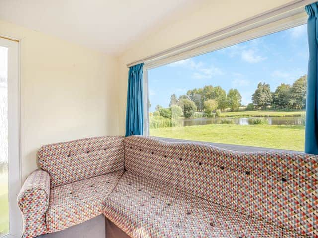 Living area | Kingfisher - Alvingham Fishing Lakes, Louth