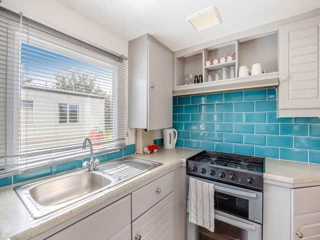 Kitchen | Kingfisher - Alvingham Fishing Lakes, Louth