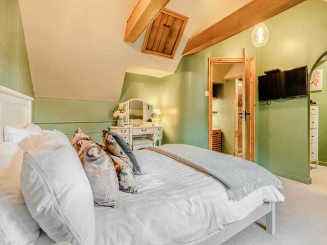 Double bedroom | The Lodge Spa - The Beeches - The Beeches, Pulverbatch, near Shrewsbury