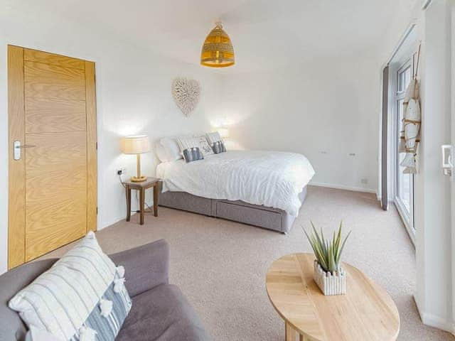 Double bedroom | Watersedge Retreat, Milnthorpe