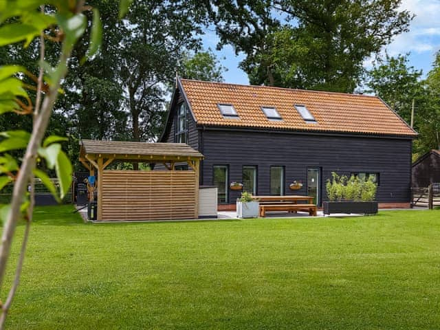 Exterior | The Owl Barn, Dereham