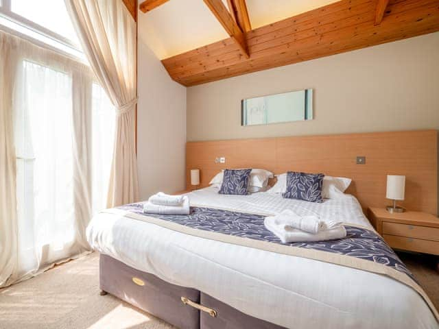 Double bedroom | The Valley - Villa Gallery - The Valley Cottages, Carnon Downs, near Truro