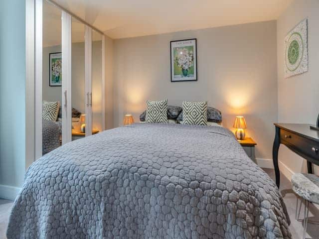 Double bedroom | The Granary - The Artists Cottages, Pickering