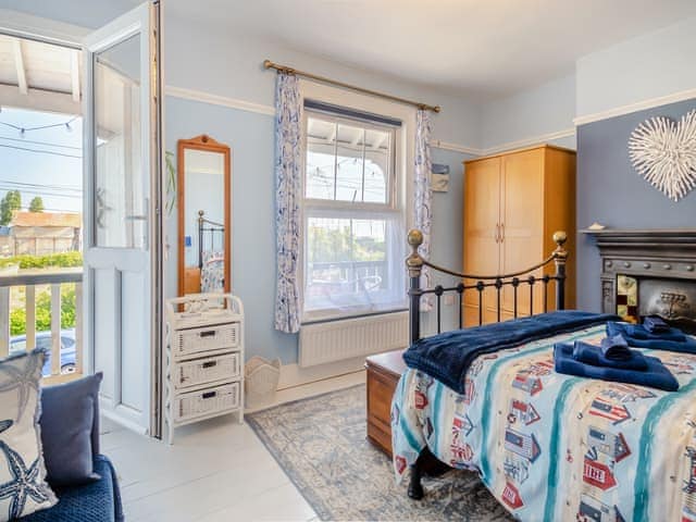 Double bedroom | Beachcombers Retreat, Felixstowe