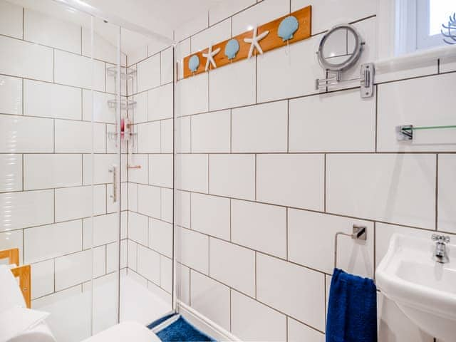 Ground floor shower room | Beachcombers Retreat, Felixstowe