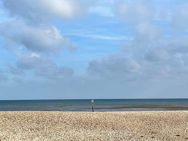 Surrounding area | The Cabin - Pagham Retreats, Pagham, near Bognor Regis 