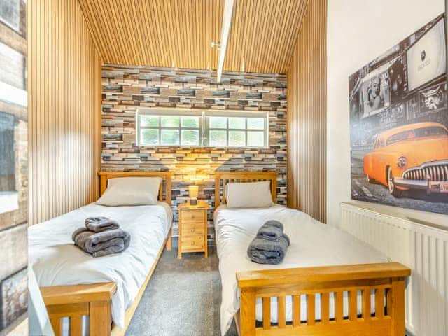 Twin bedroom | Mill House Farm, Horncastle