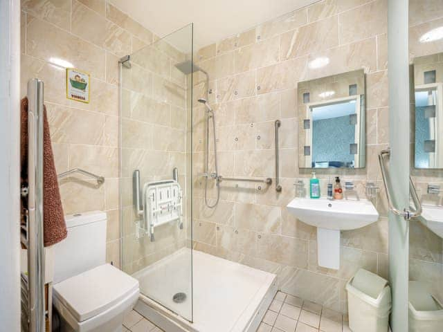 Bathroom | The Paddock, Sloothby. near Skegness