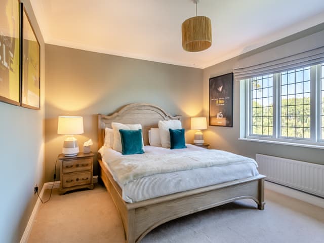 Double bedroom | River View, Marlow