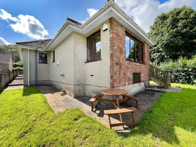 Sitting-out-area | Meadow View, Compton Martin, near Cheddar