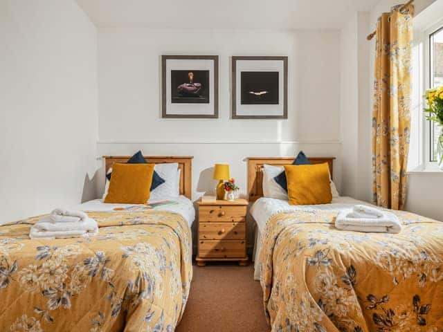 Twin bedroom | Martinmas - Grange Farm Cottages, Sewerby, near Bridlington