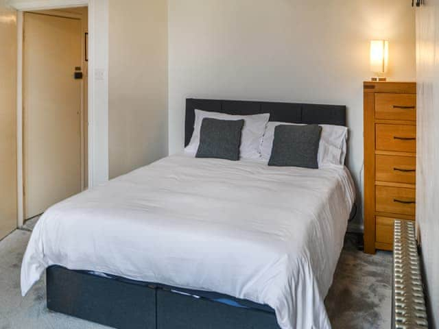 Double bedroom | Grosvenor Apartment, Jesmond, near Newcastle upon Tyne