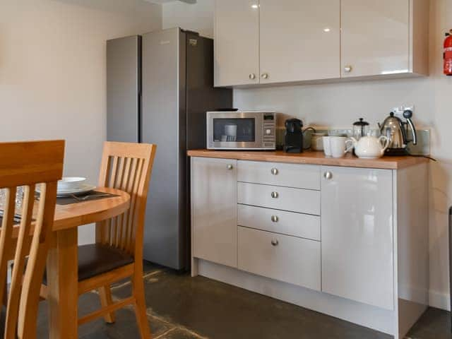 Kitchen/diner | Horseshoe Cottage - Launceston Retreats, Launceston