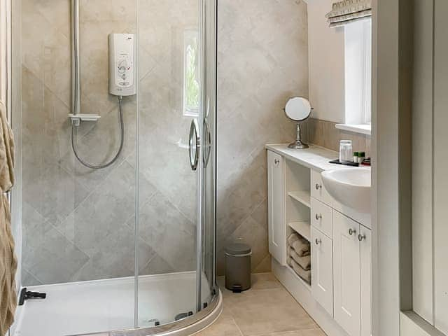 Shower room | Maplehurst Barn Stables, Staplehurst, near Maidstone