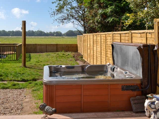 Hot tub | Kent House, Skegness