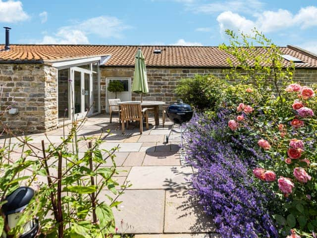 Attractive single storey holiday home | Walnut Cottage, Harwood Dale, near Scarborough