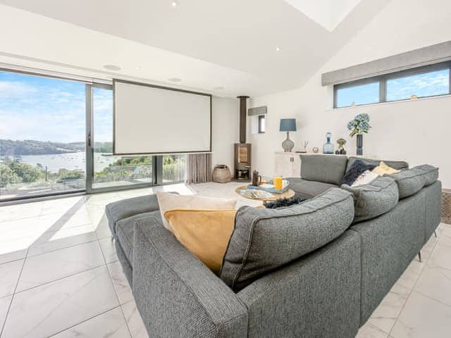 Open plan living space | Seabreeze, St Mawes