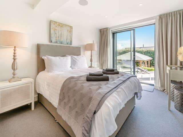 Double bedroom | Seabreeze, St Mawes