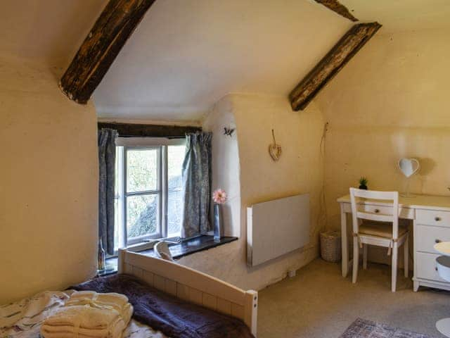 Single bedroom | Forge Cottage, Cullompton