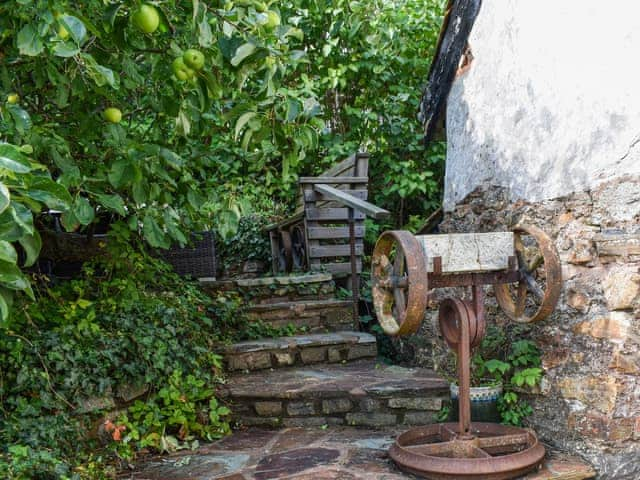 Outdoor | Forge Cottage, Cullompton