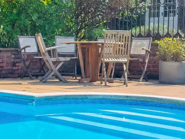 Swimming pool | Barn House, Aubourn