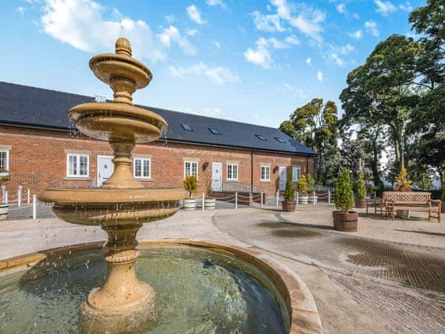 Exterior | No 1 - Sandown Park - Tedsmore Hall Estate Properties, Oswestry