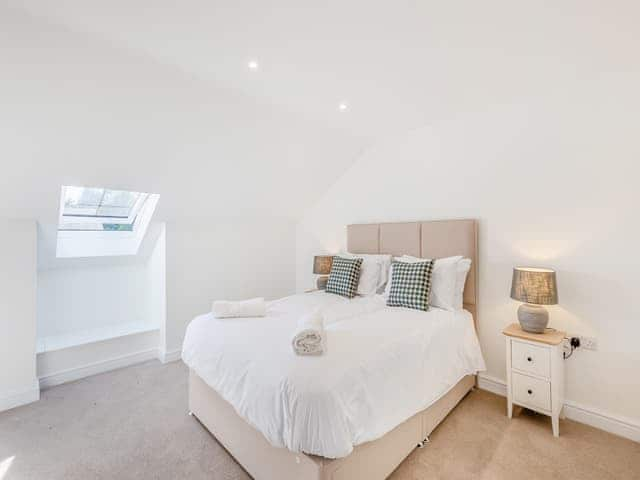 Double bedroom | No 7 - Cheltenham - Tedsmore Hall Estate Properties, Oswestry