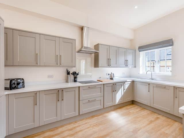 Kitchen | Tedsmore Hall Estate properties - No 2 - Chepstow - Tedsmore Hall Estate Properties, Oswestry