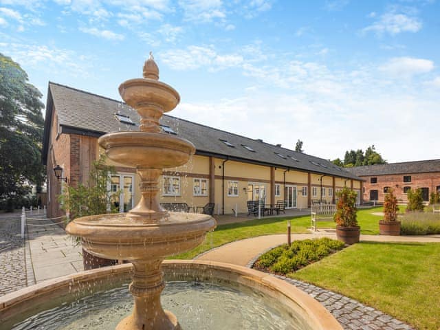 Exterior | Tedsmore Hall Estate properties - No 2 - Chepstow - Tedsmore Hall Estate Properties, Oswestry