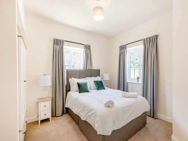 Double bedroom | No 9 - Haydock - Tedsmore Hall Estate properties, Oswestry