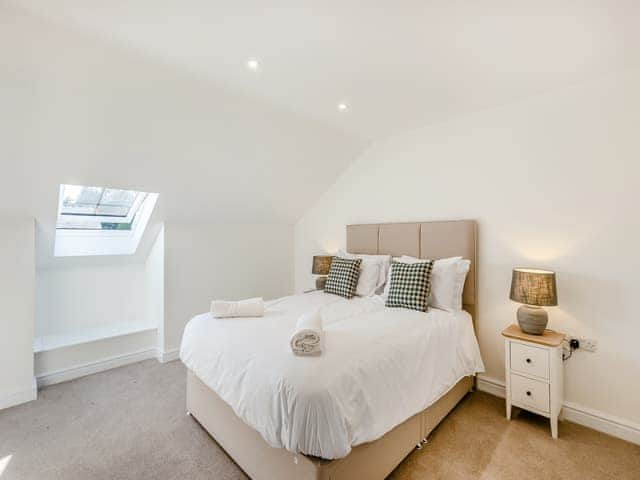 Double bedroom | No 4 - Kempton Park - Tedsmore Hall Estate properties, Oswestry