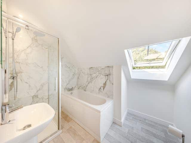 Bathroom | No 4 - Kempton Park - Tedsmore Hall Estate properties, Oswestry