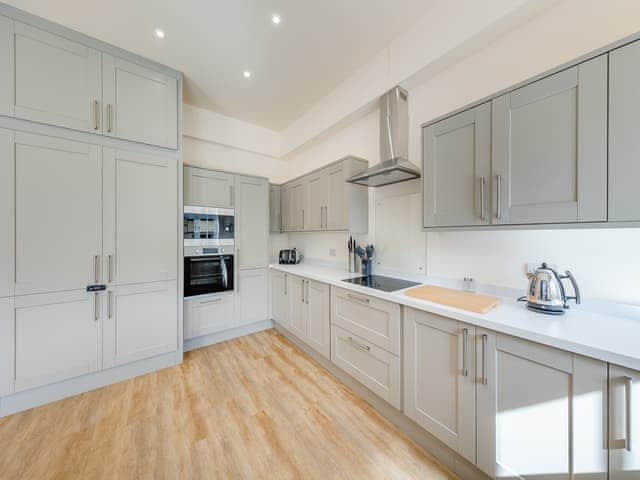 Kitchen | No 10 - The Stables - Tedsmore Hall Estate Properties - Tedsmore Hall Estate Properties, Oswestry