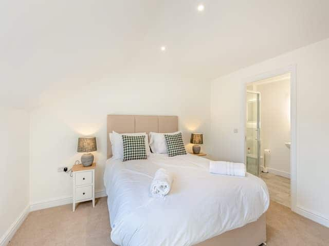 Double bedroom | No 10 - The Stables - Tedsmore Hall Estate Properties - Tedsmore Hall Estate Properties, Oswestry