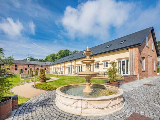 Exterior | No 10 - The Stables - Tedsmore Hall Estate Properties - Tedsmore Hall Estate Properties, Oswestry