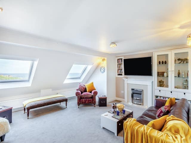 Movie nights in your 30ft upstairs lounge front seaview, lots of comfy seating and 55 inch TV/ DVD | Tregarrek, Helston & The lizard